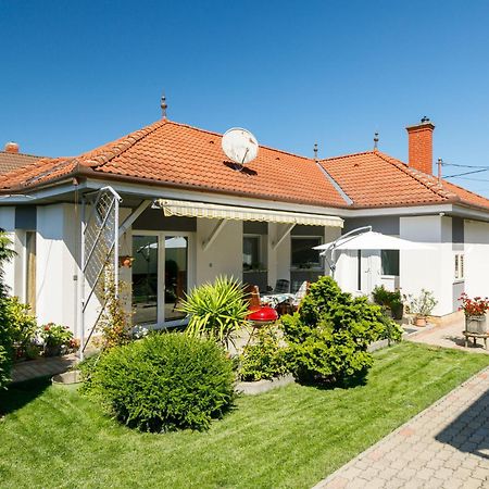 Holiday Home Ildiko By Interhome Balatonlelle Buitenkant foto