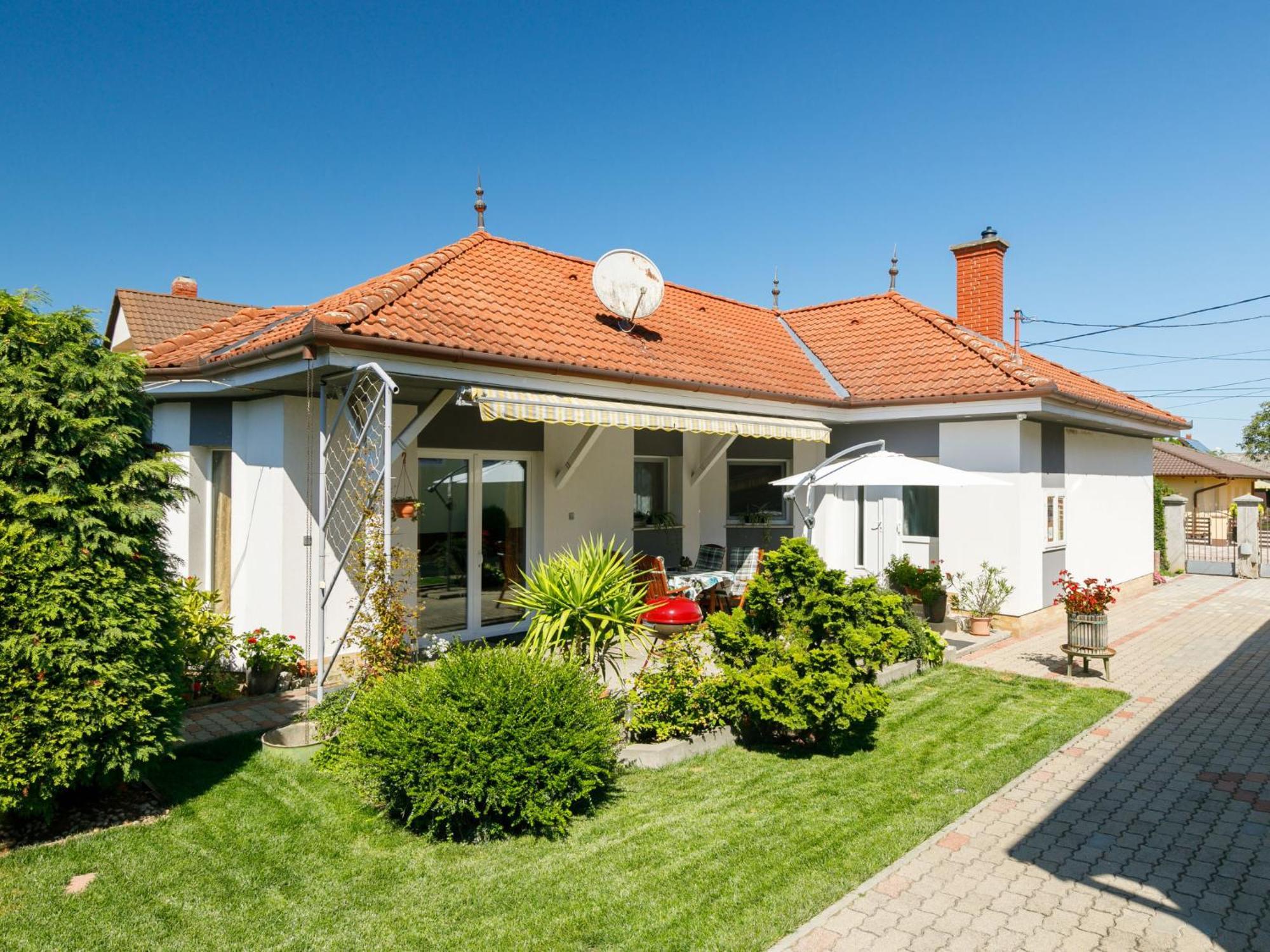Holiday Home Ildiko By Interhome Balatonlelle Buitenkant foto